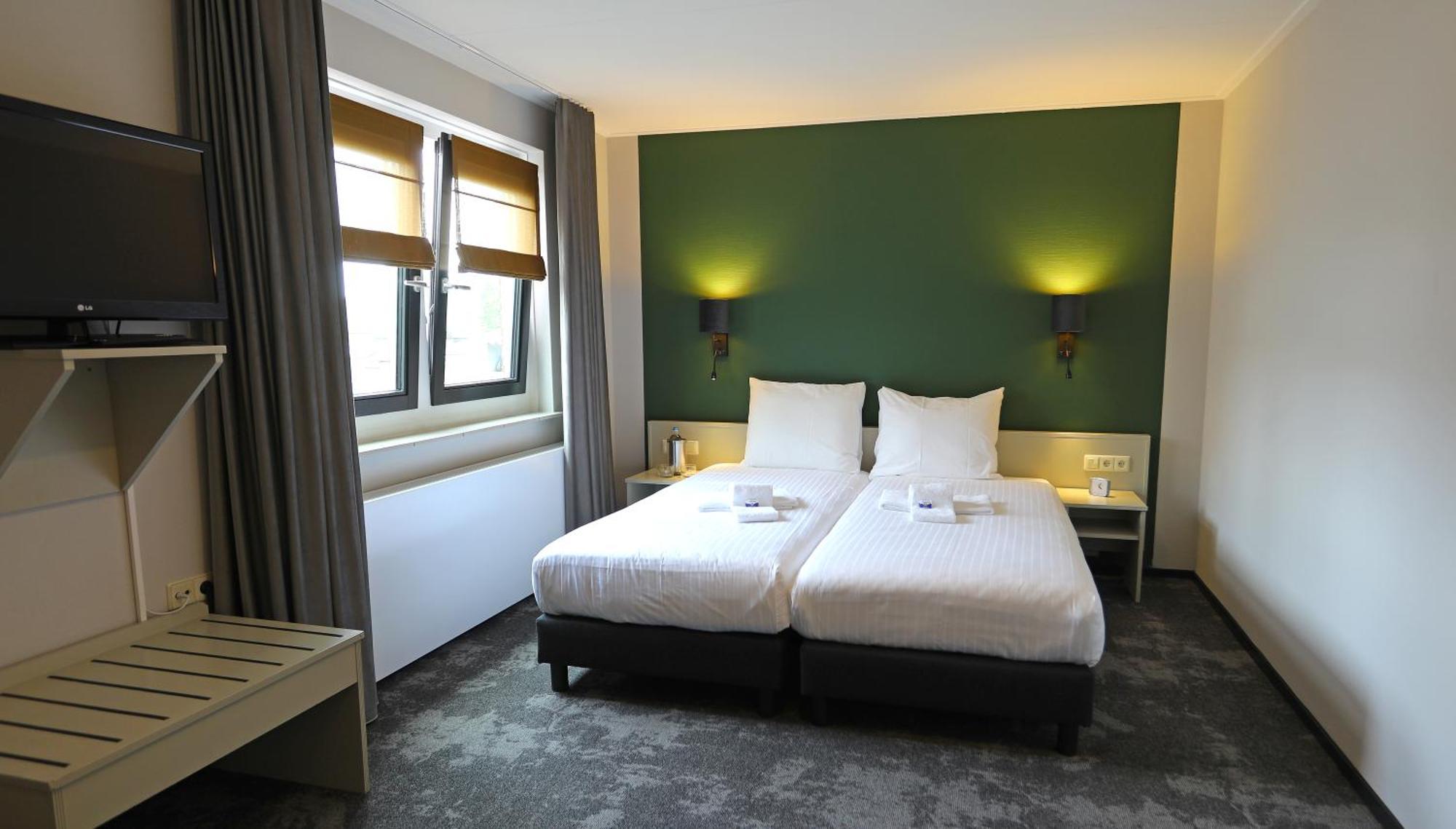 Hotel Bi-J Ons Лихтевурде Екстериор снимка