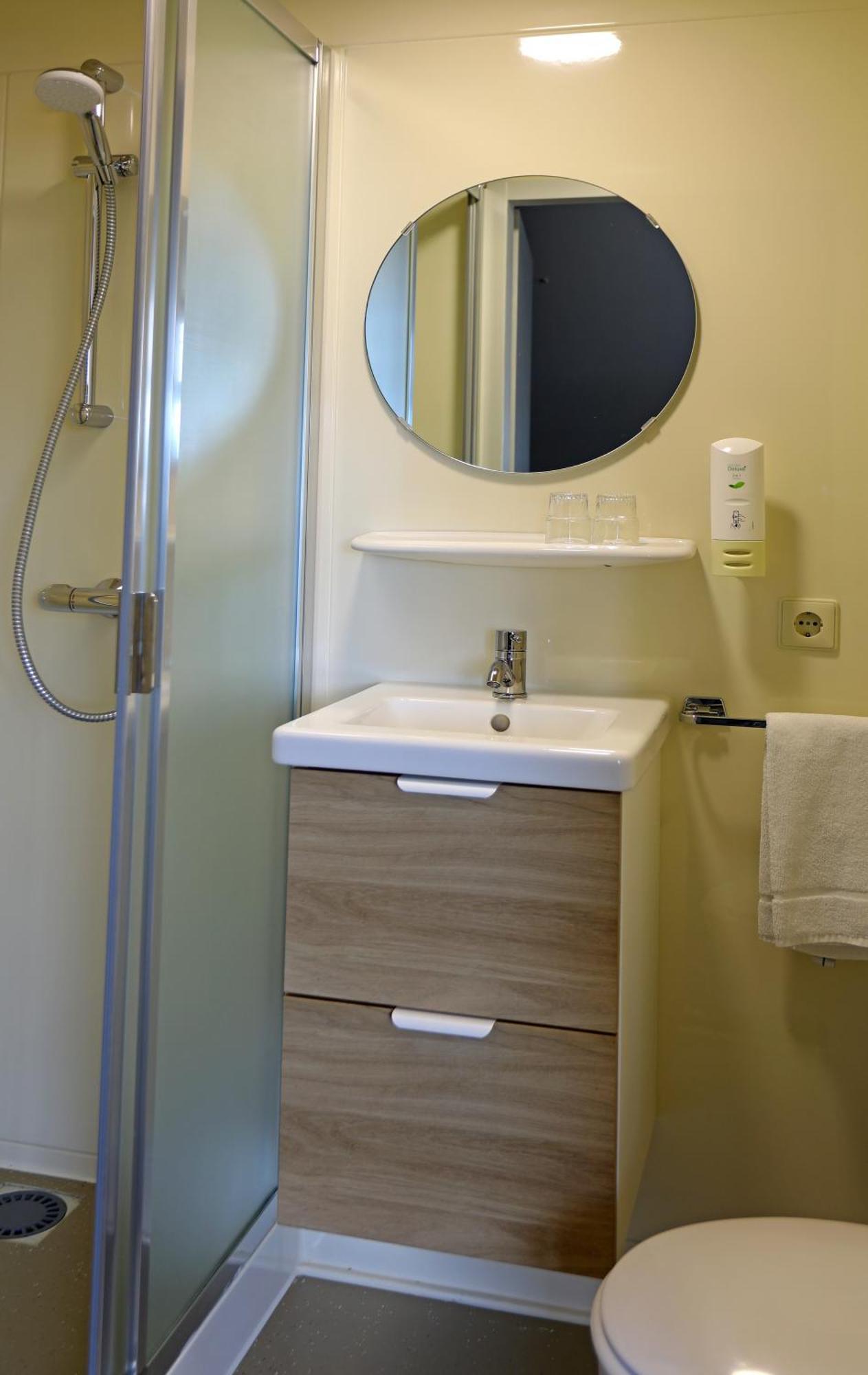 Hotel Bi-J Ons Лихтевурде Екстериор снимка
