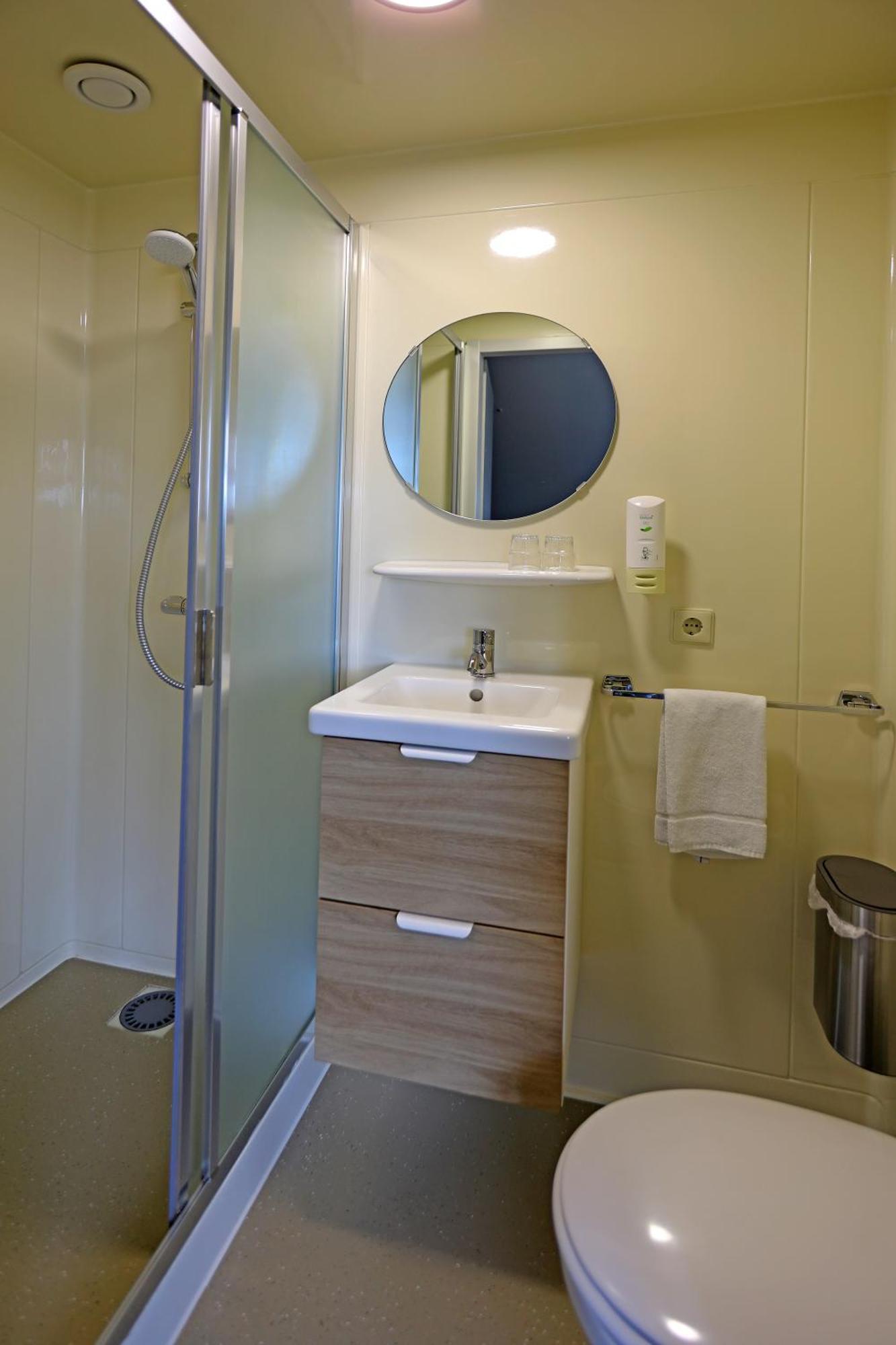 Hotel Bi-J Ons Лихтевурде Екстериор снимка