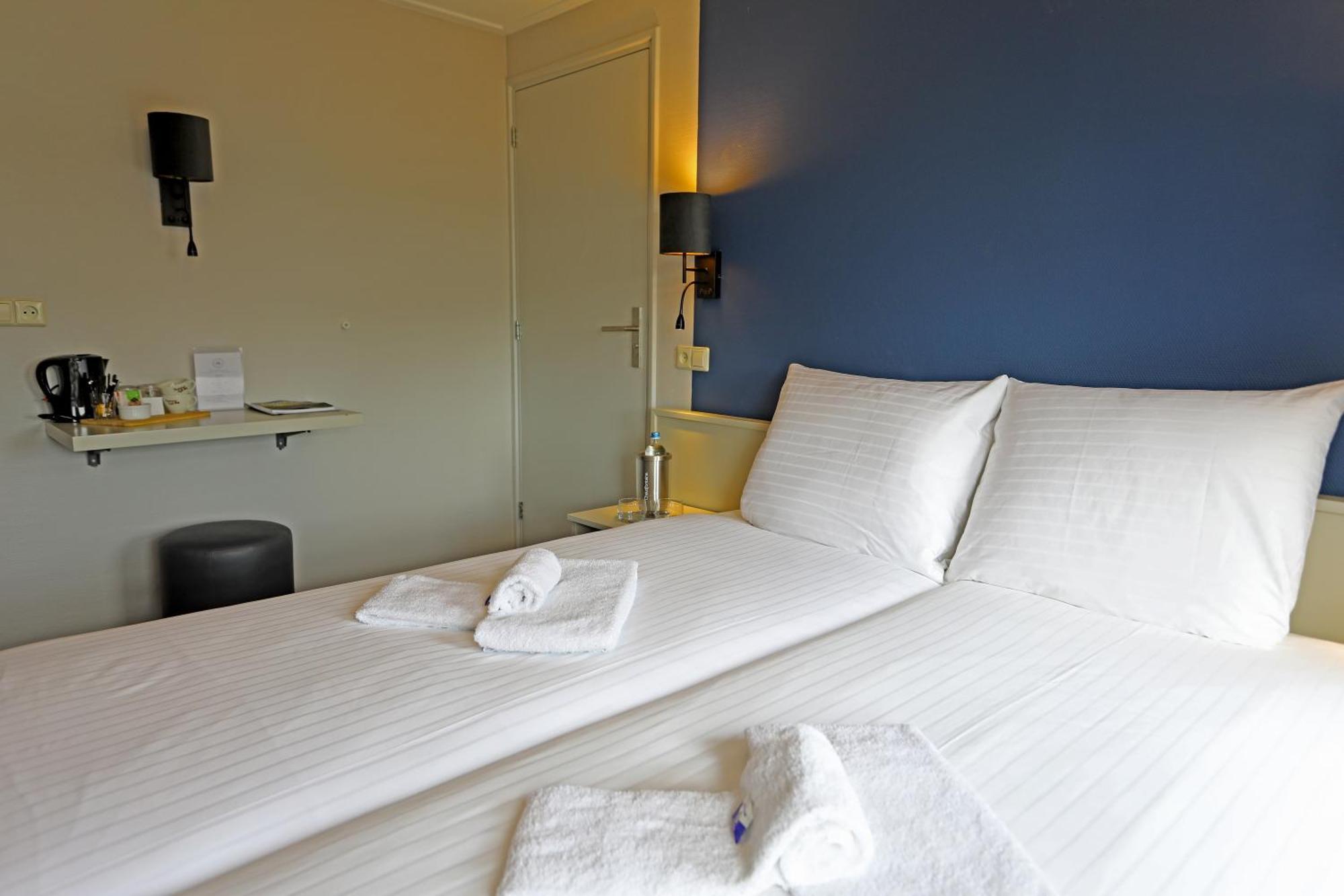 Hotel Bi-J Ons Лихтевурде Екстериор снимка