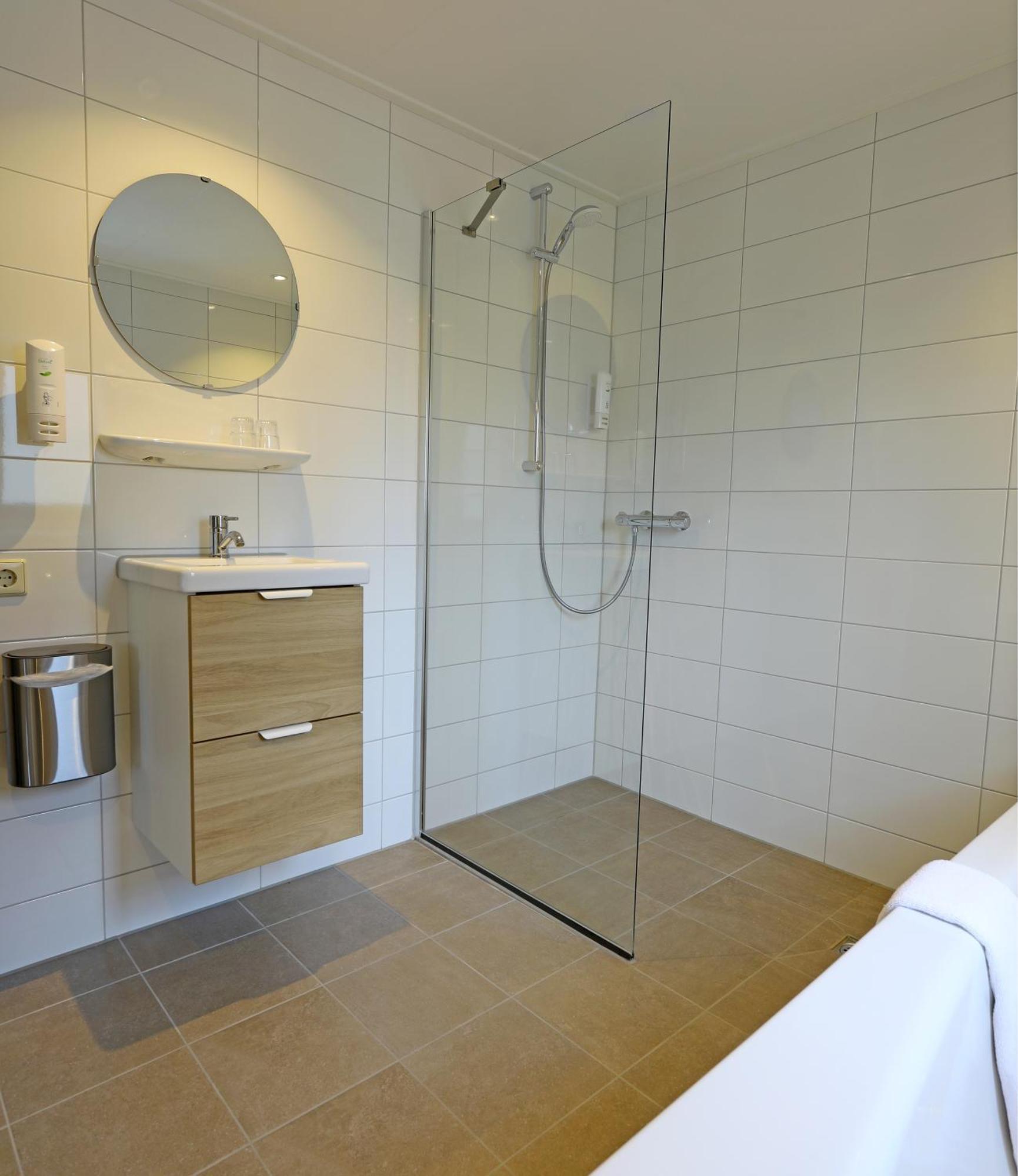 Hotel Bi-J Ons Лихтевурде Екстериор снимка