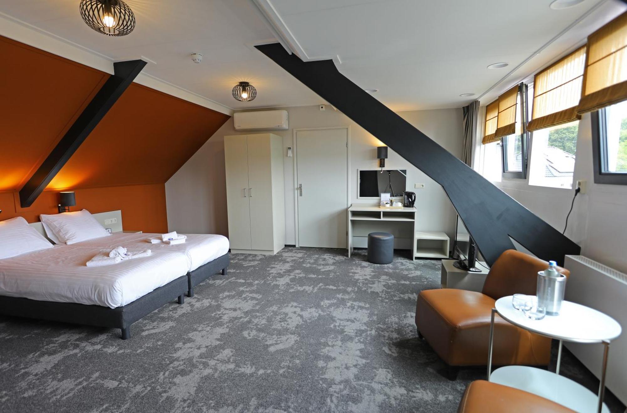 Hotel Bi-J Ons Лихтевурде Екстериор снимка