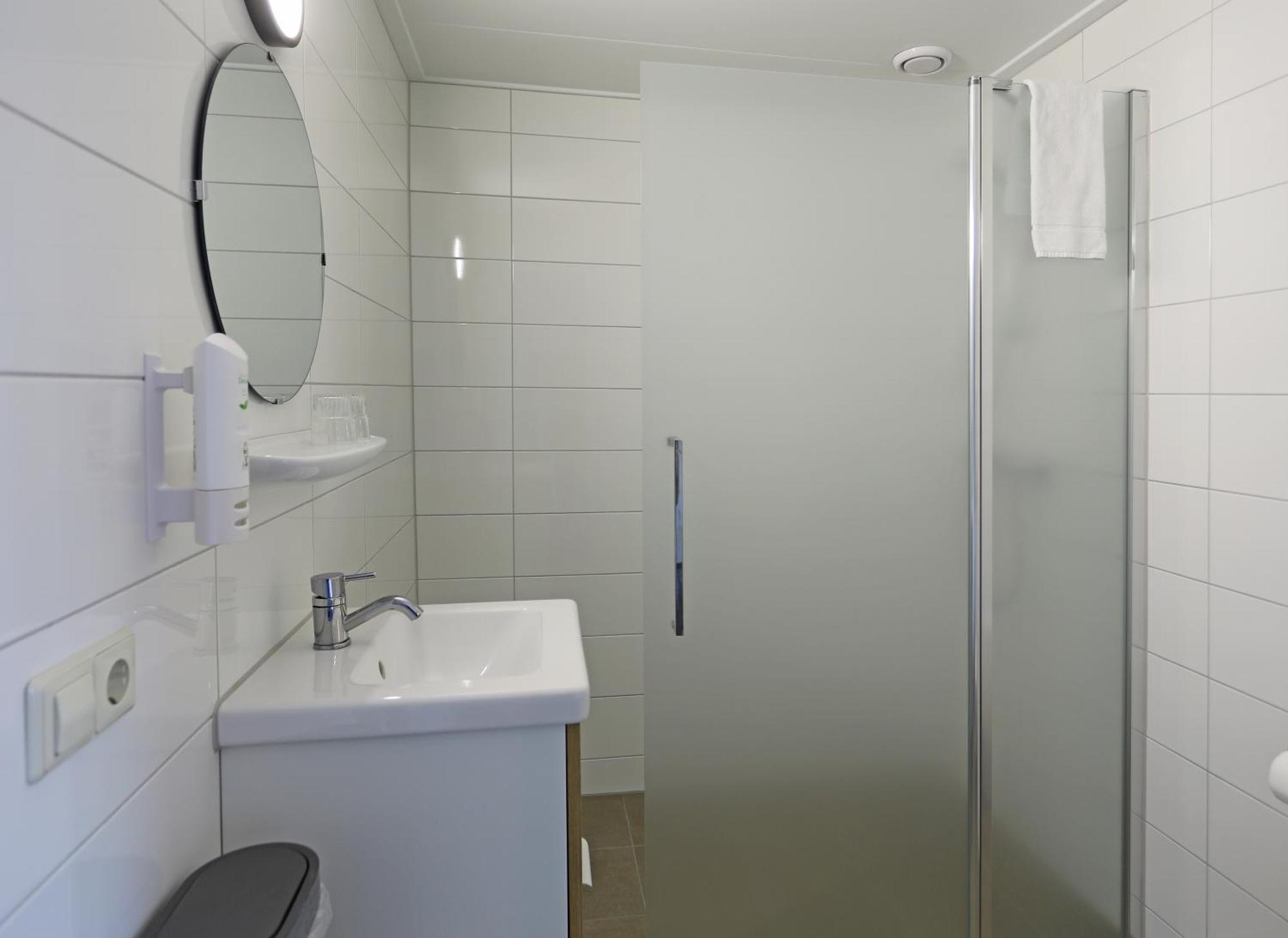Hotel Bi-J Ons Лихтевурде Екстериор снимка