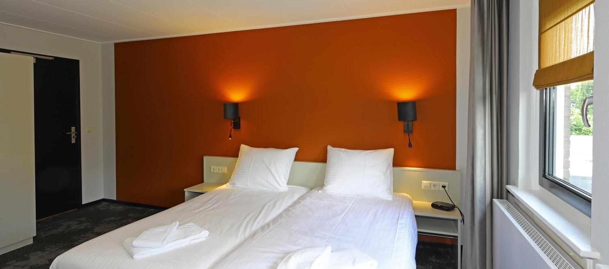 Hotel Bi-J Ons Лихтевурде Екстериор снимка